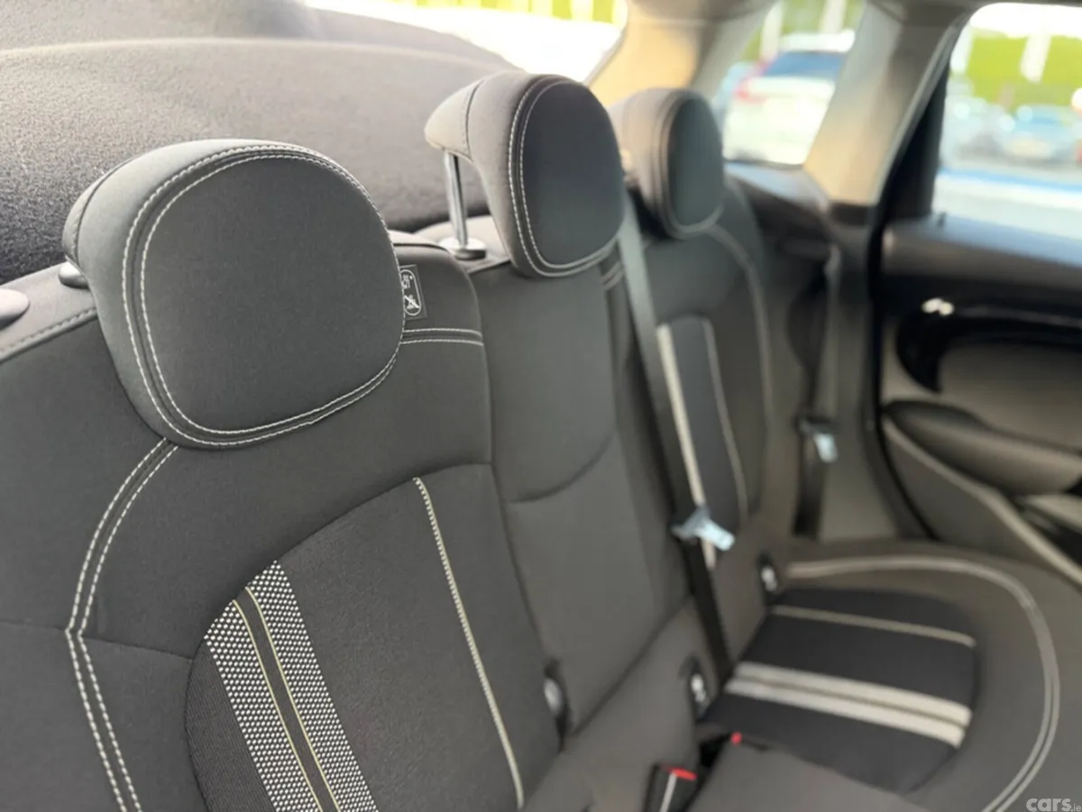 Mini Cooper Hatchback, Diesel, 2018, Blue