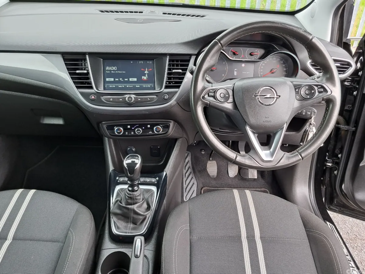 Opel Crossland SUV, Petrol, 2023, Black