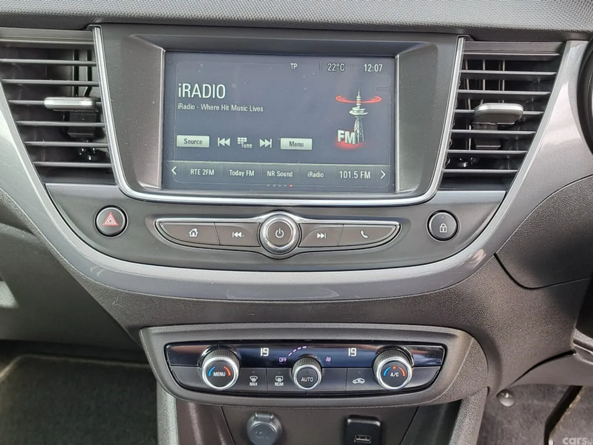 Opel Crossland SUV, Petrol, 2023, Black