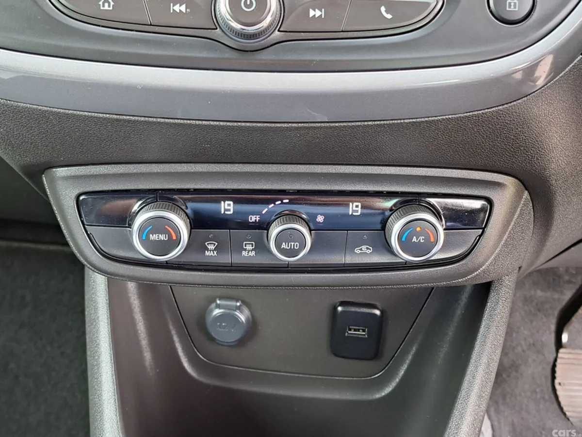 Opel Crossland SUV, Petrol, 2023, Black