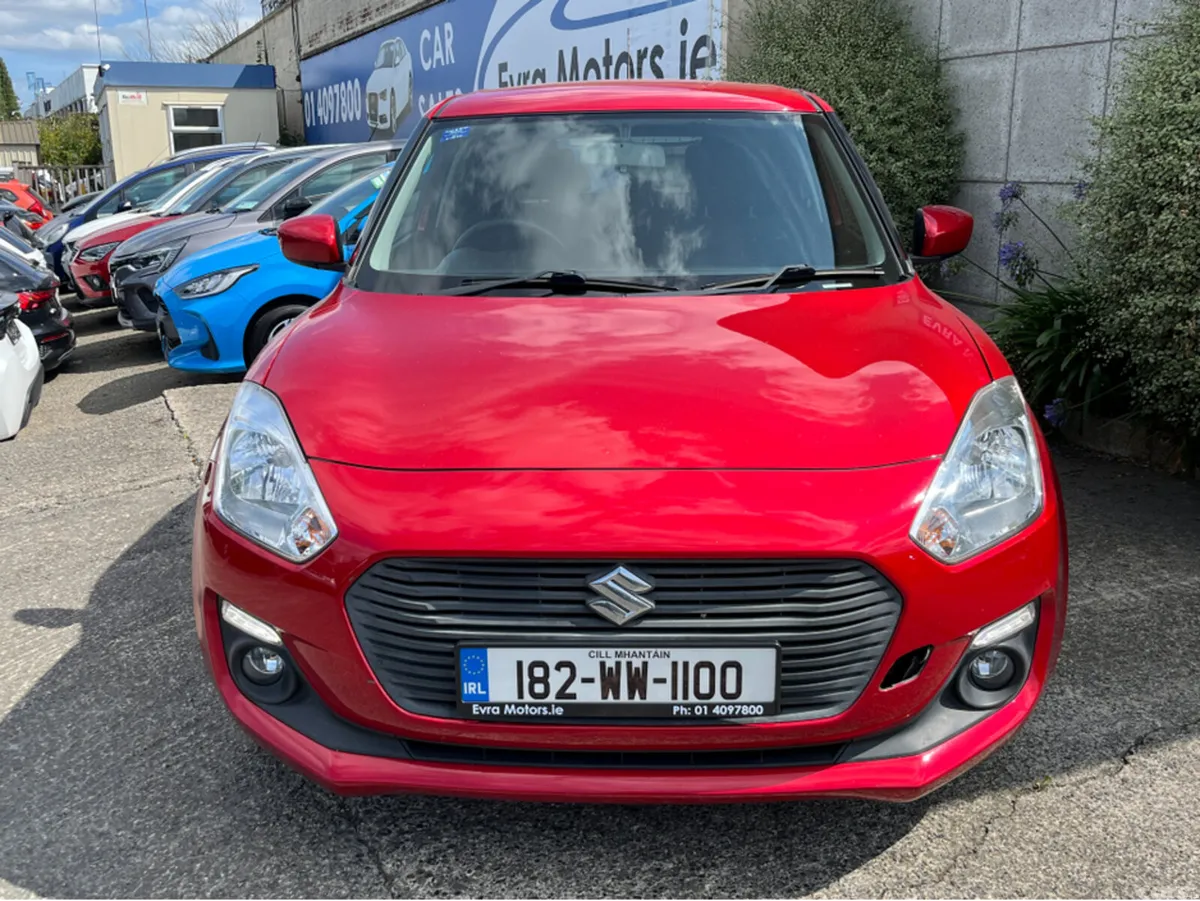 Suzuki Swift Hatchback, Petrol, 2018, Red