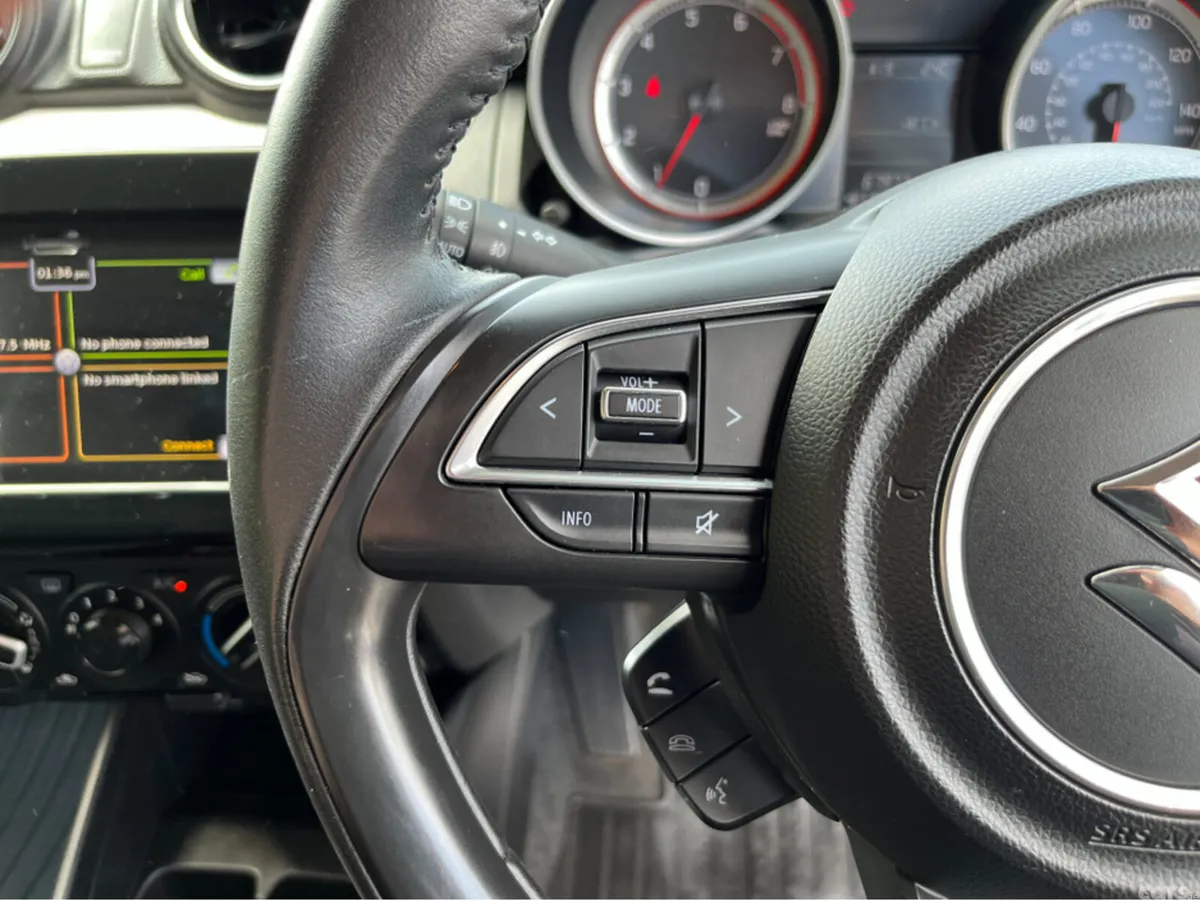 Suzuki Swift Hatchback, Petrol, 2018, Red