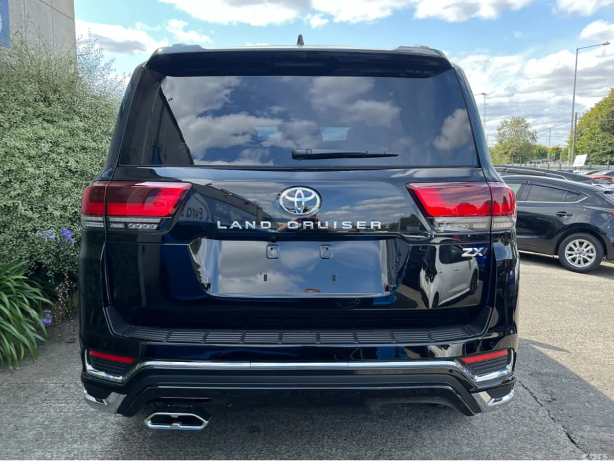 Toyota Land Cruiser SUV, Diesel, 2025, Black