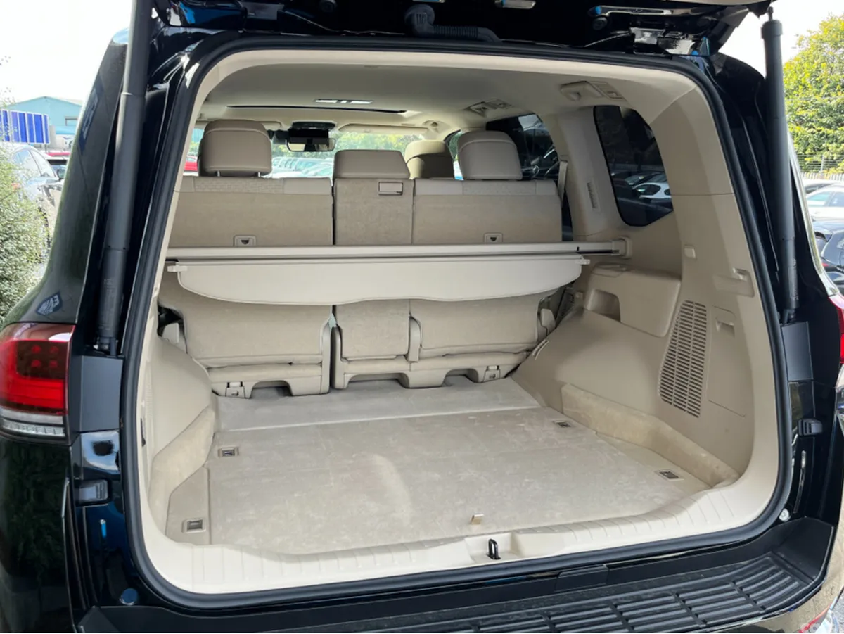 Toyota Land Cruiser SUV, Diesel, 2025, Black
