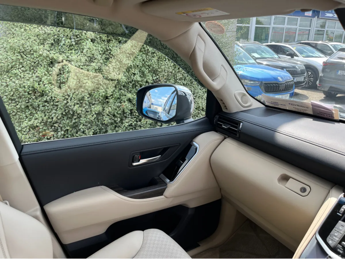 Toyota Land Cruiser SUV, Diesel, 2025, Black