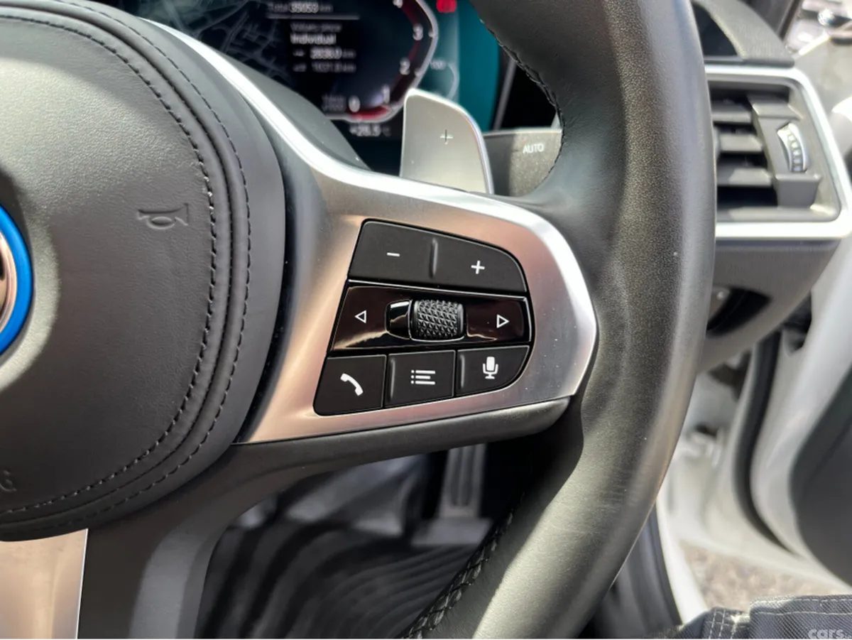 BMW 3-Series Saloon, Petrol Plug-in Hybrid, 2022, White