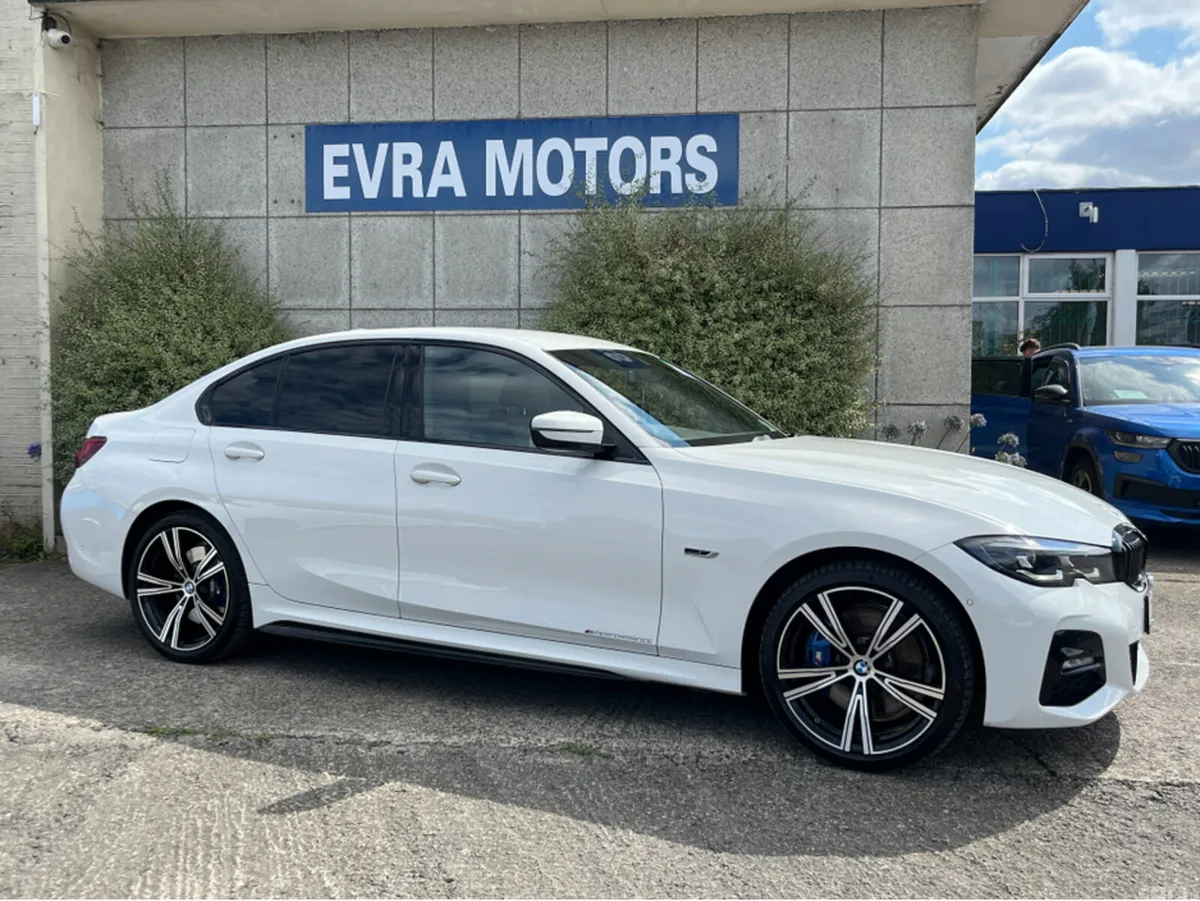 BMW 3-Series Saloon, Petrol Plug-in Hybrid, 2022, White