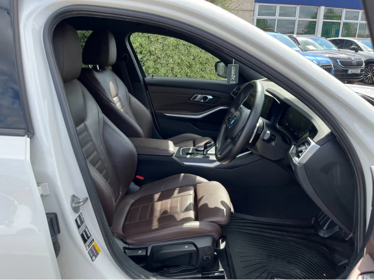 BMW 3-Series Saloon, Petrol Plug-in Hybrid, 2022, White