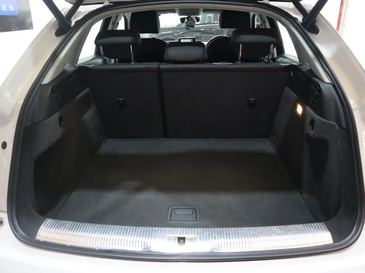 Audi Q3 SUV, Petrol, 2018, White