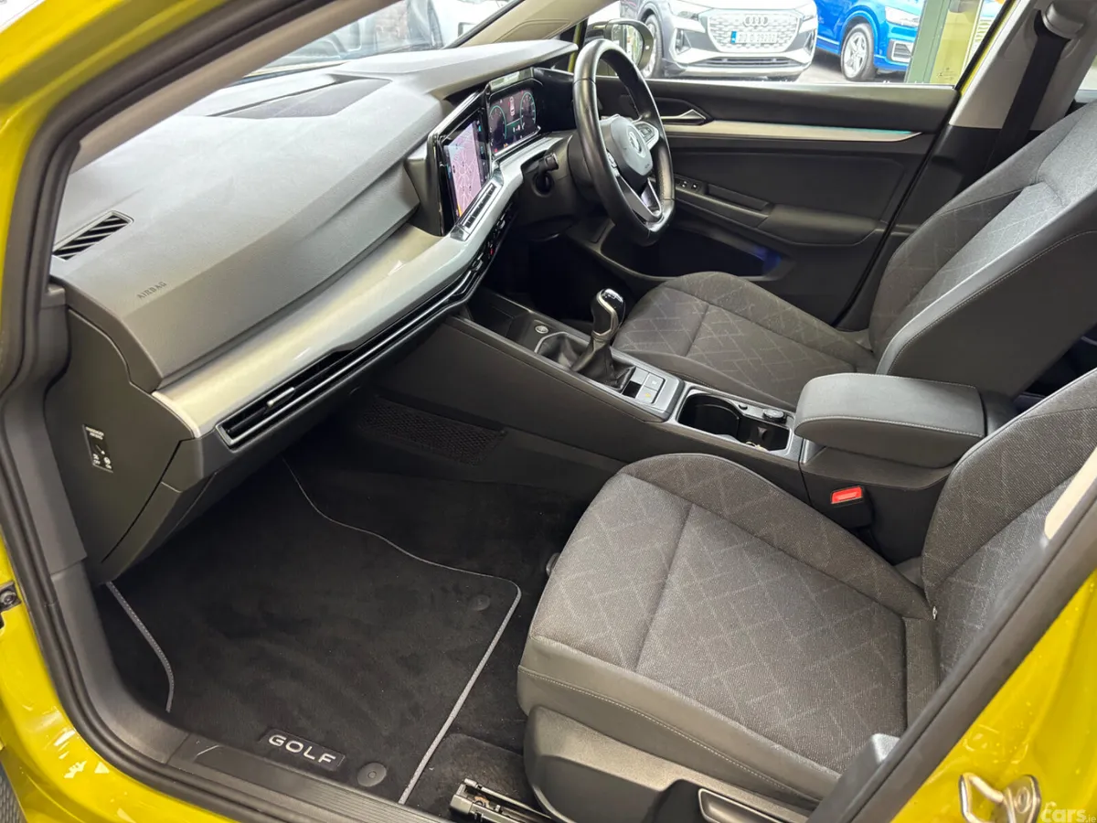 Volkswagen Golf Hatchback, Diesel, 2021, Yellow