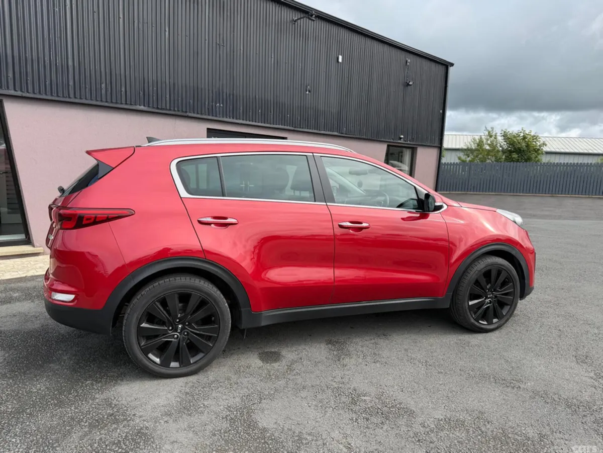 Kia Sportage SUV, Diesel, 2017, Red