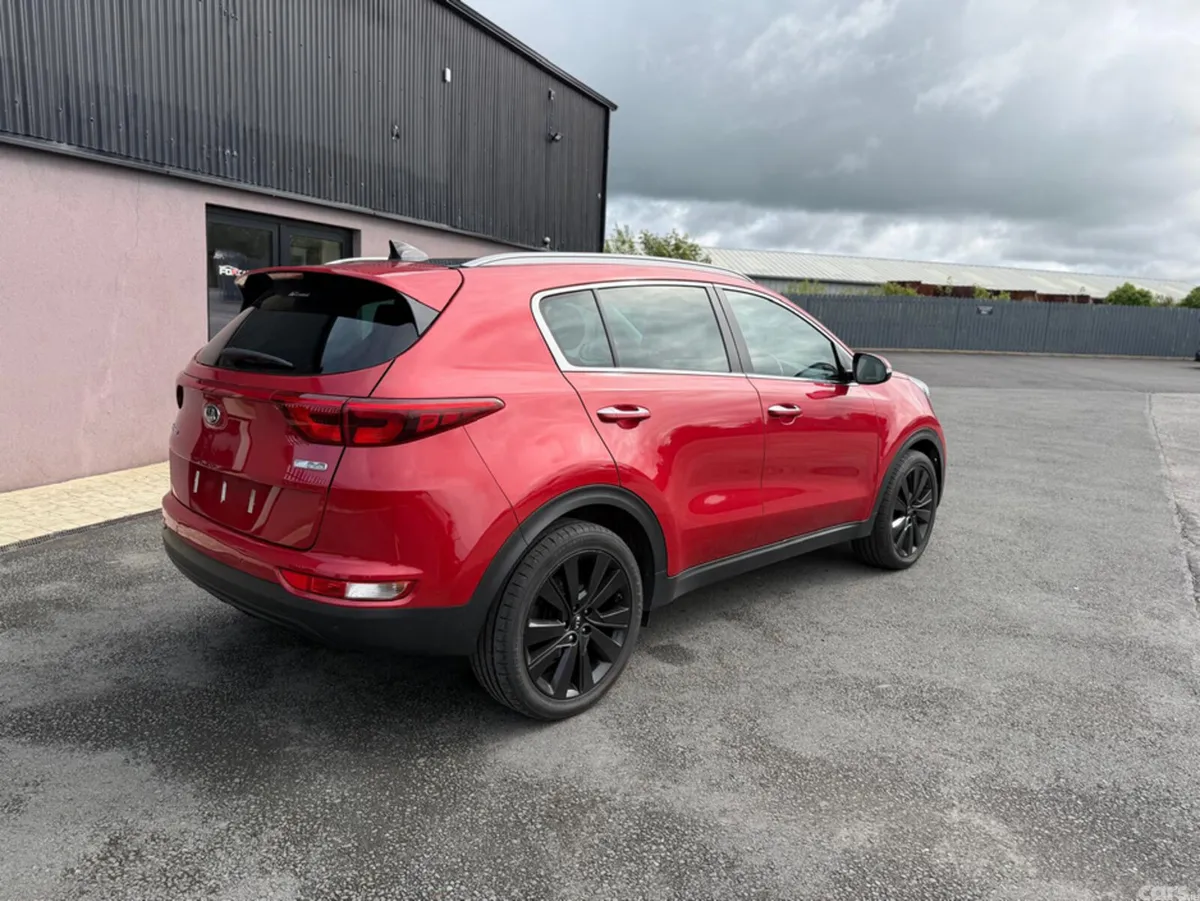 Kia Sportage SUV, Diesel, 2017, Red
