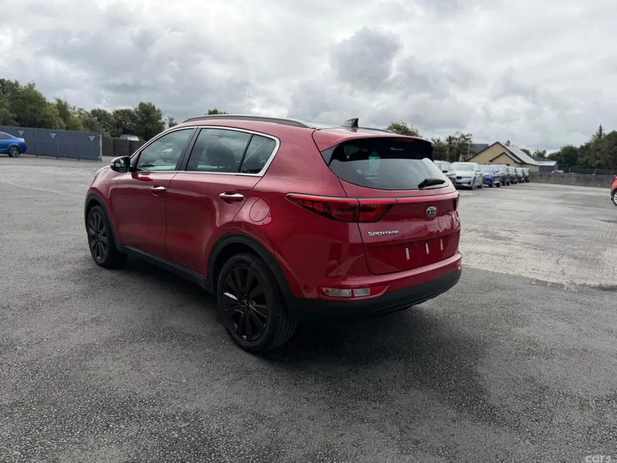 Kia Sportage SUV, Diesel, 2017, Red