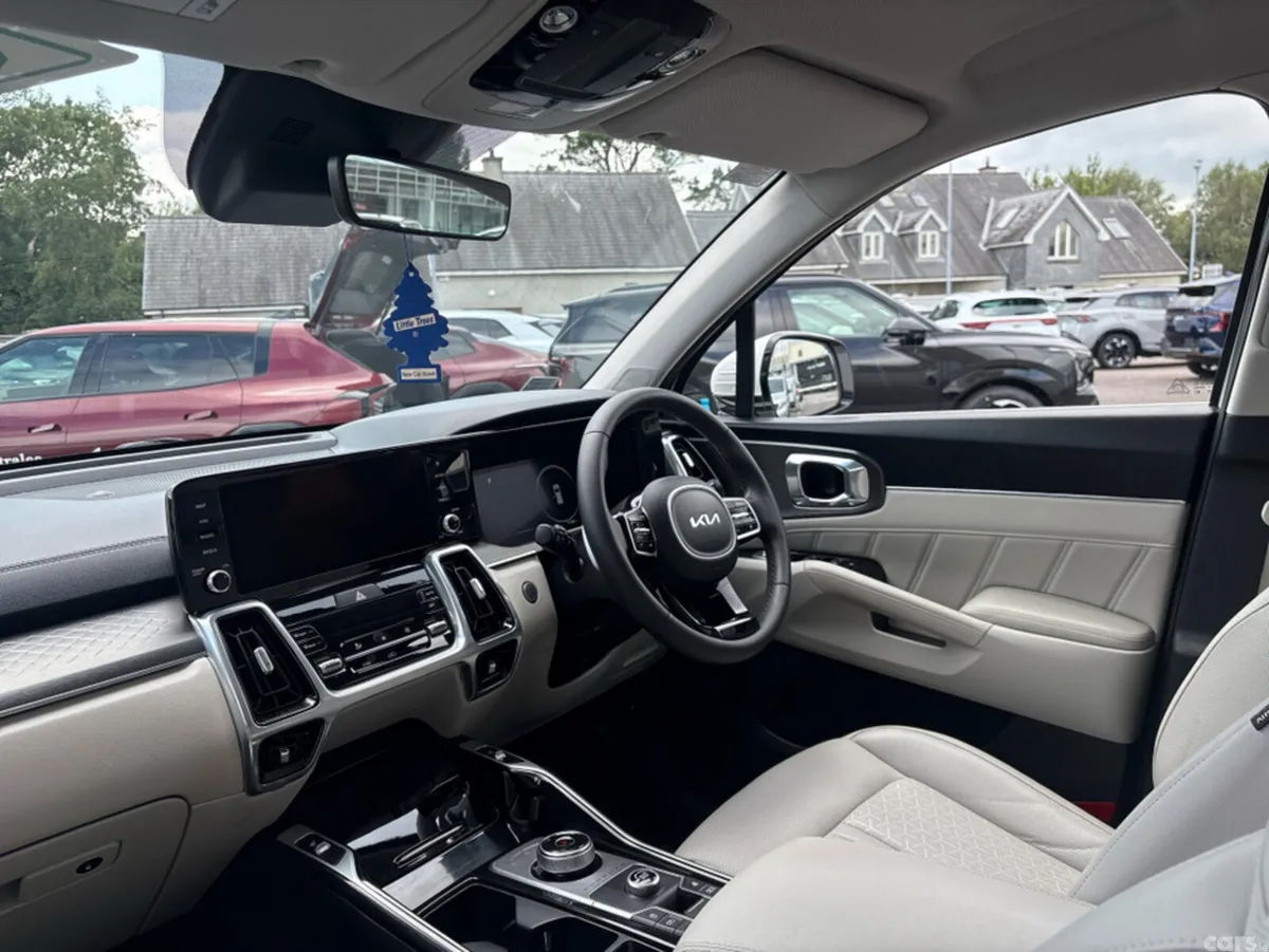 Kia Sorento MPV, Diesel, 2023, White