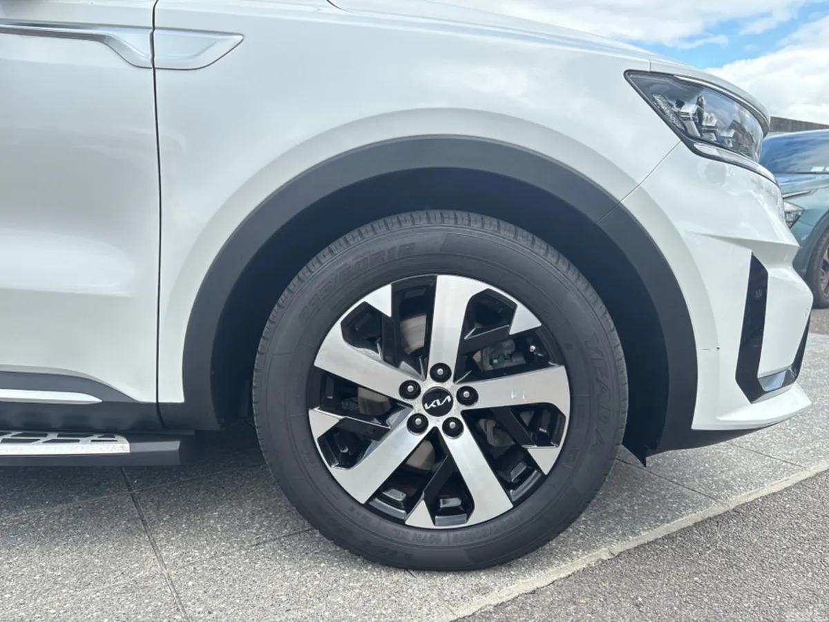 Kia Sorento MPV, Diesel, 2023, White
