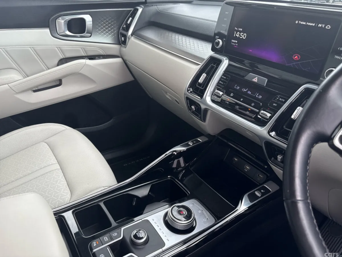 Kia Sorento MPV, Diesel, 2023, Black
