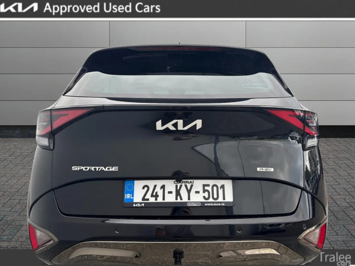 Kia Sportage MPV, Petrol Plug-in Hybrid, 2024, Black