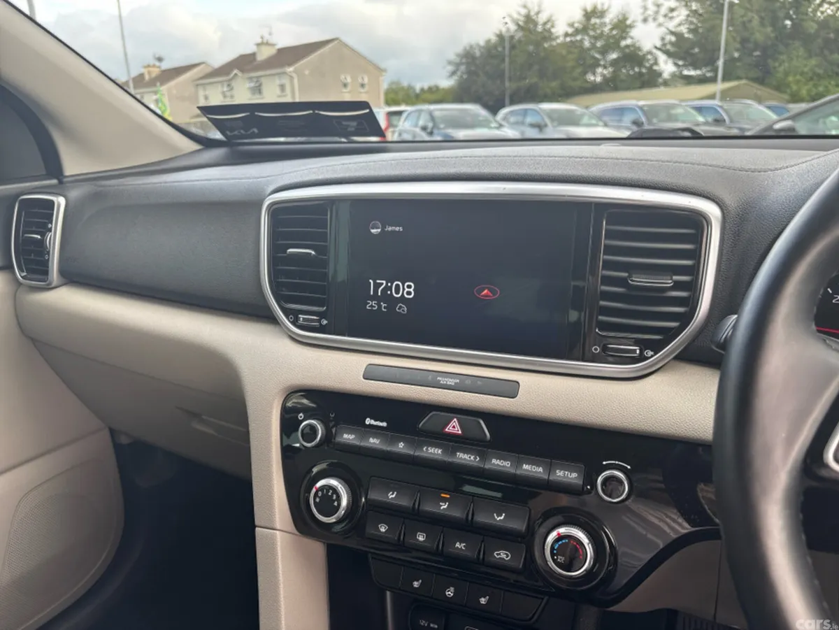 Kia Sportage MPV, Diesel Hybrid, 2021, Black