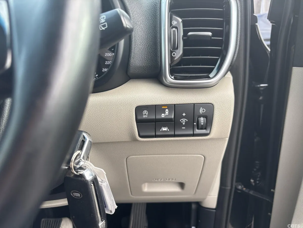Kia Sportage MPV, Diesel Hybrid, 2021, Black