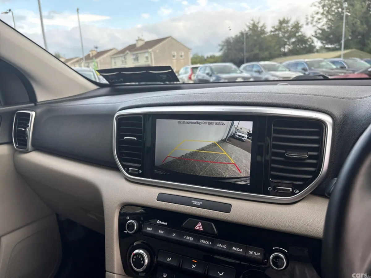 Kia Sportage MPV, Diesel Hybrid, 2021, Black