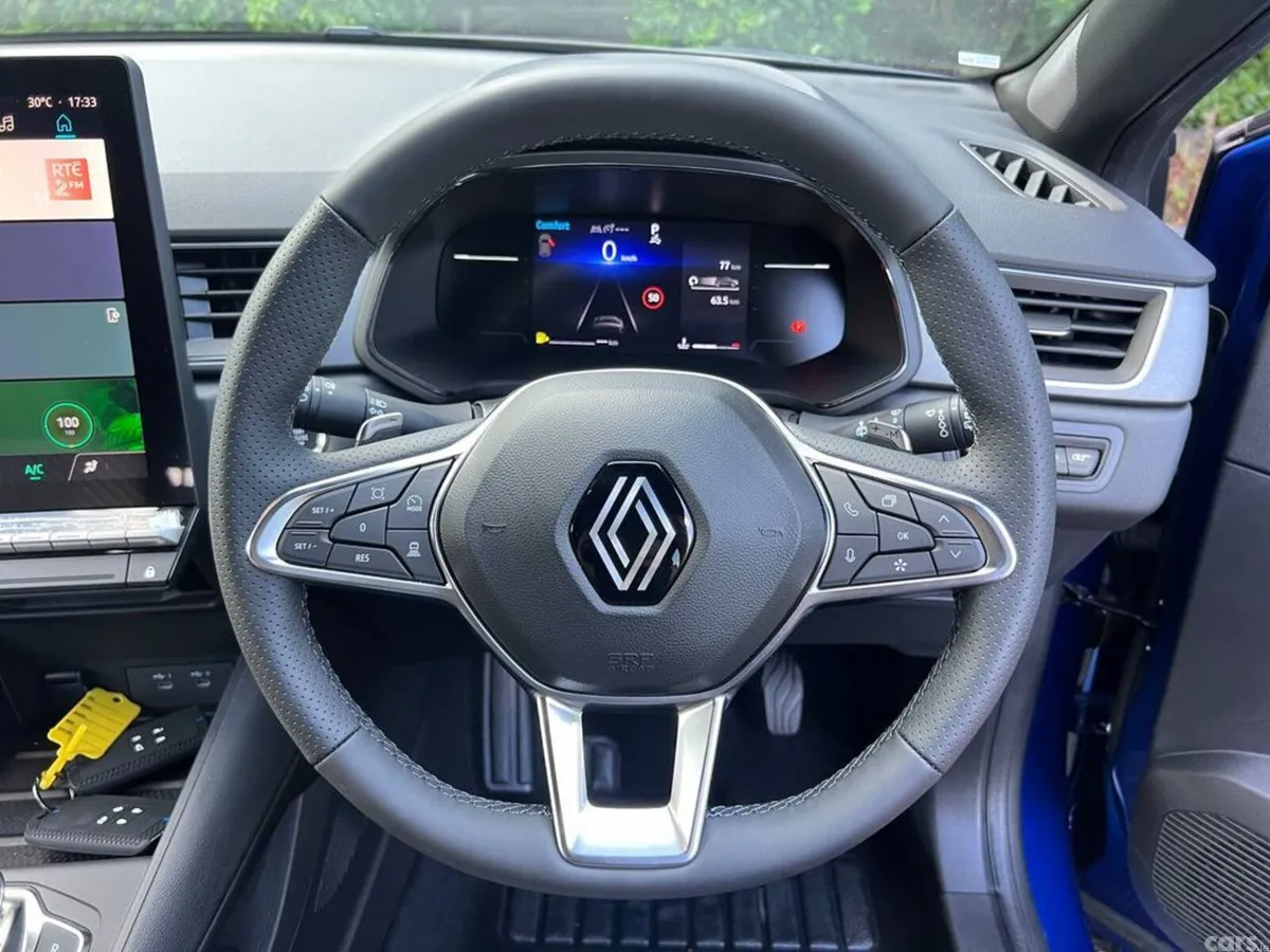 Renault Captur SUV, Petrol Hybrid, 2026, Blue