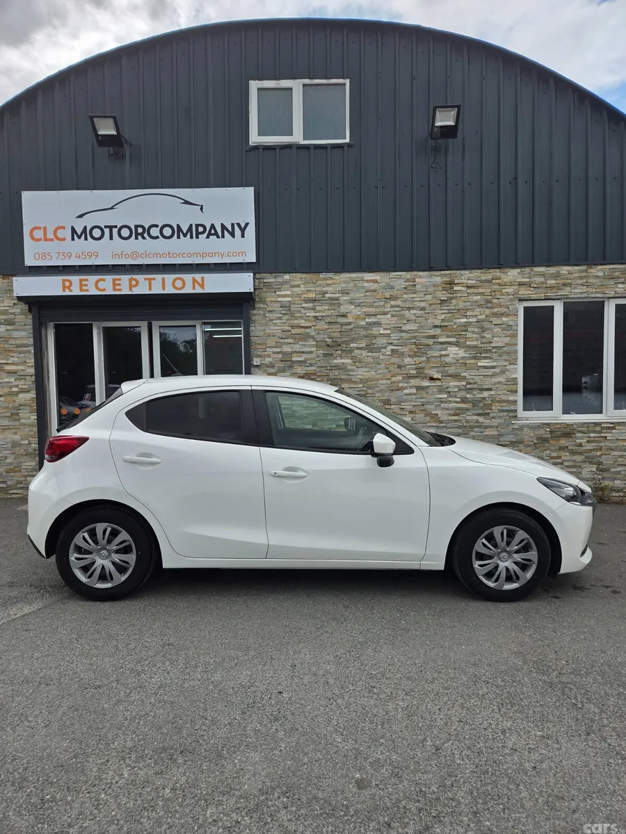Mazda Mazda2 Hatchback, Petrol, 2023, White