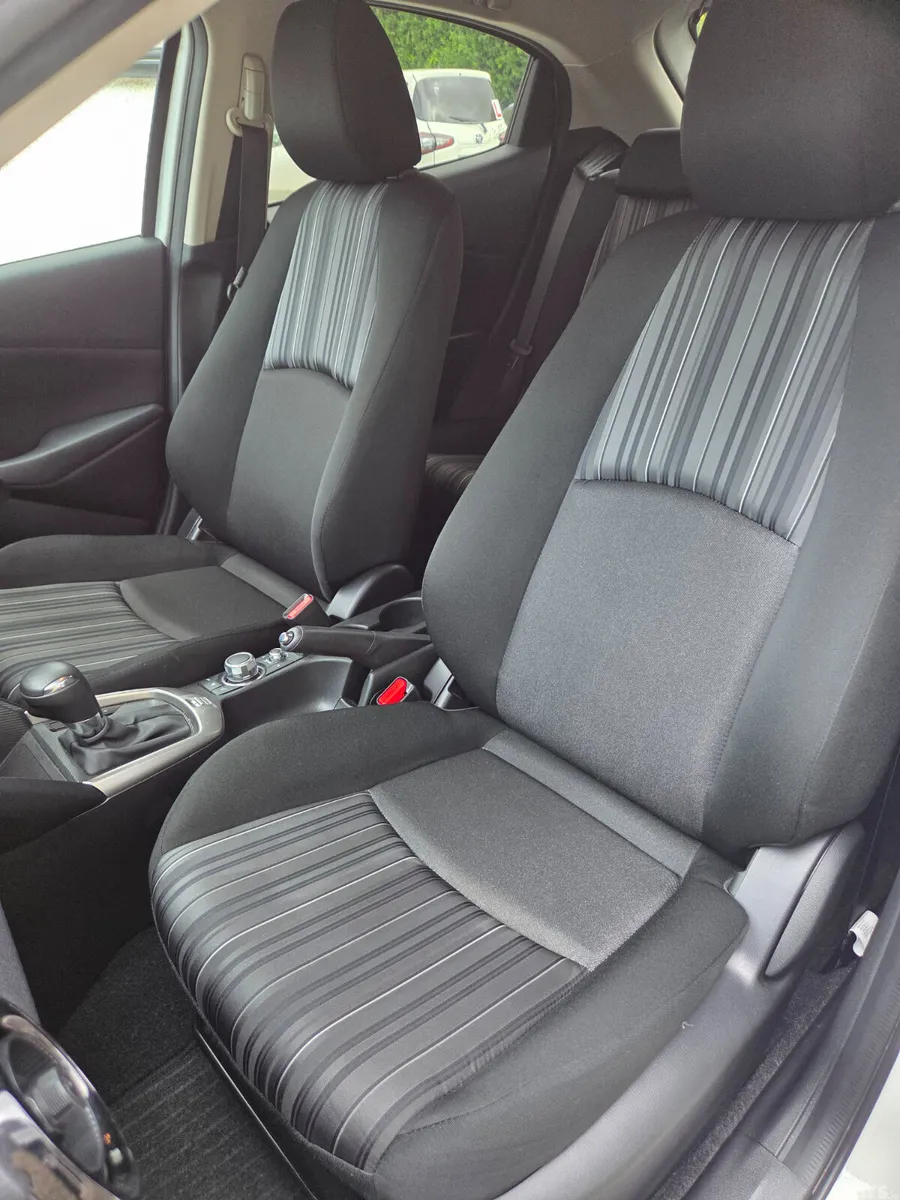 Mazda Mazda2 Hatchback, Petrol, 2023, White