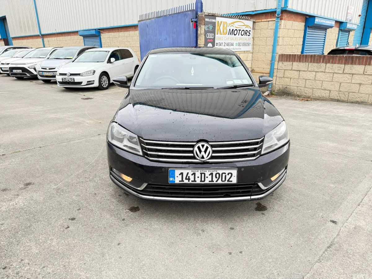 Volkswagen Passat Saloon, Diesel, 2014, Black