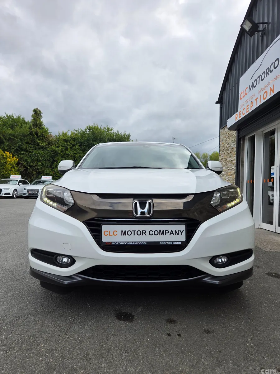 Honda Vezel MPV, Petrol Hybrid, 2016, White