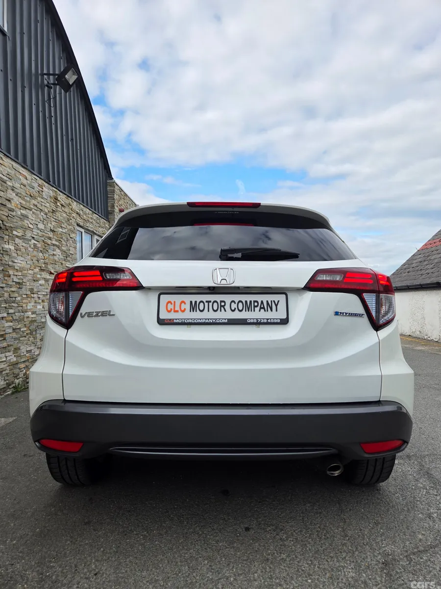 Honda Vezel MPV, Petrol Hybrid, 2016, White