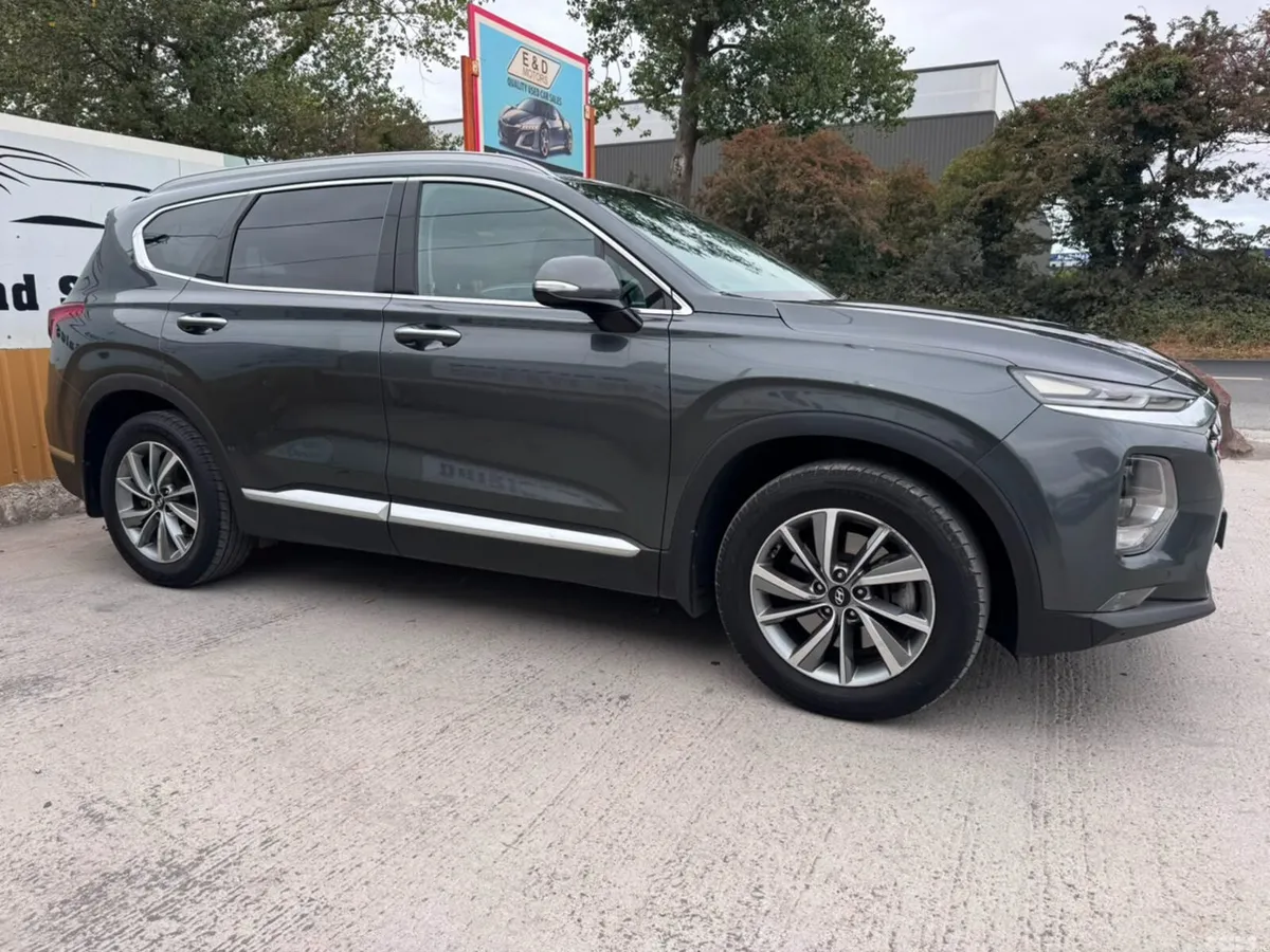 Hyundai Santa Fe SUV, Diesel, 2019, Green