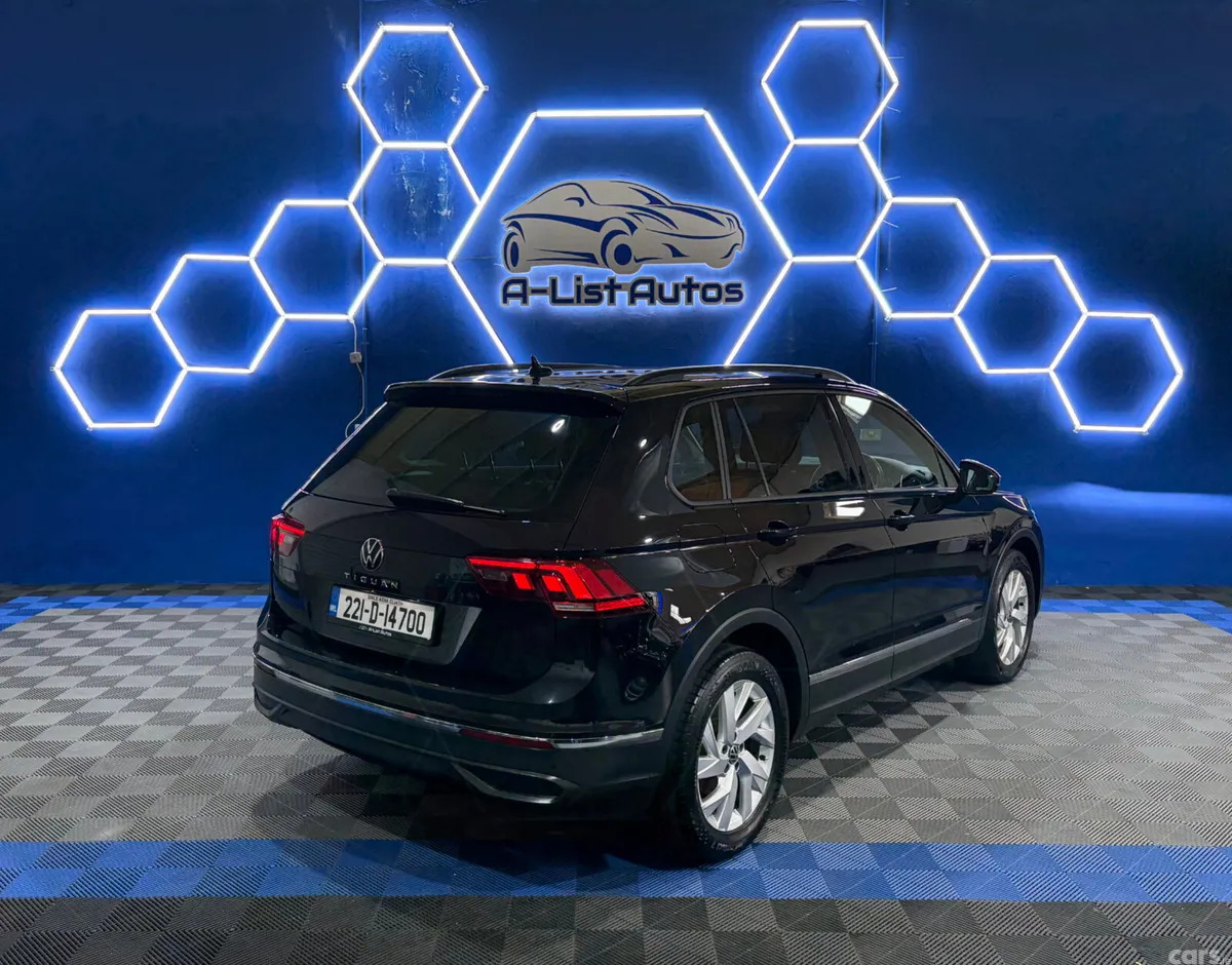 Volkswagen Tiguan SUV, Diesel, 2022, Black