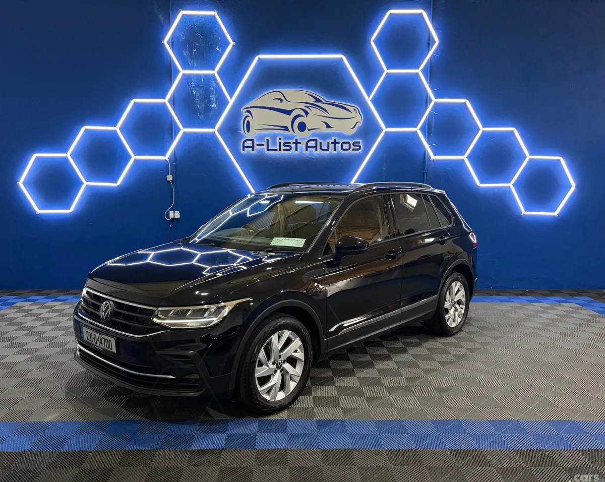 Volkswagen Tiguan SUV, Diesel, 2022, Black