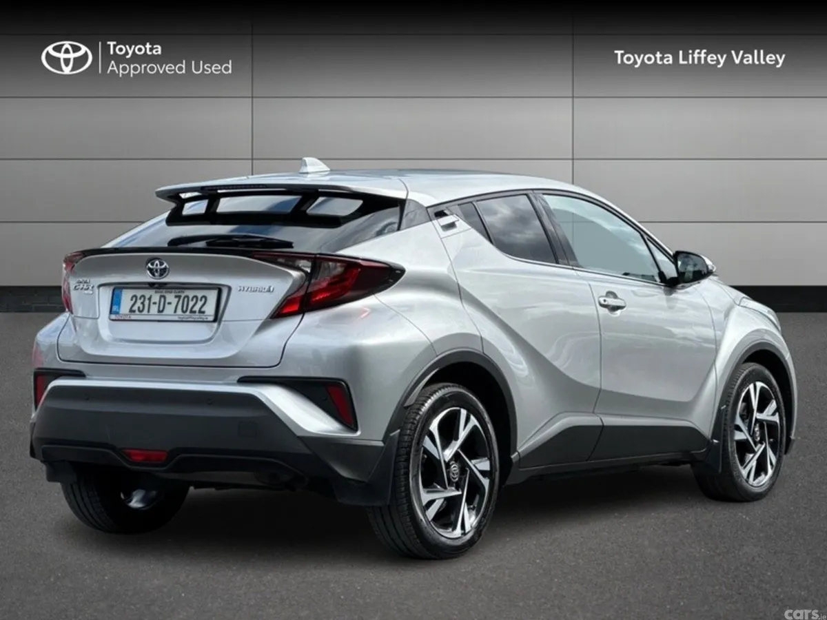 Toyota C-HR SUV, Petrol Hybrid, 2023, Silver