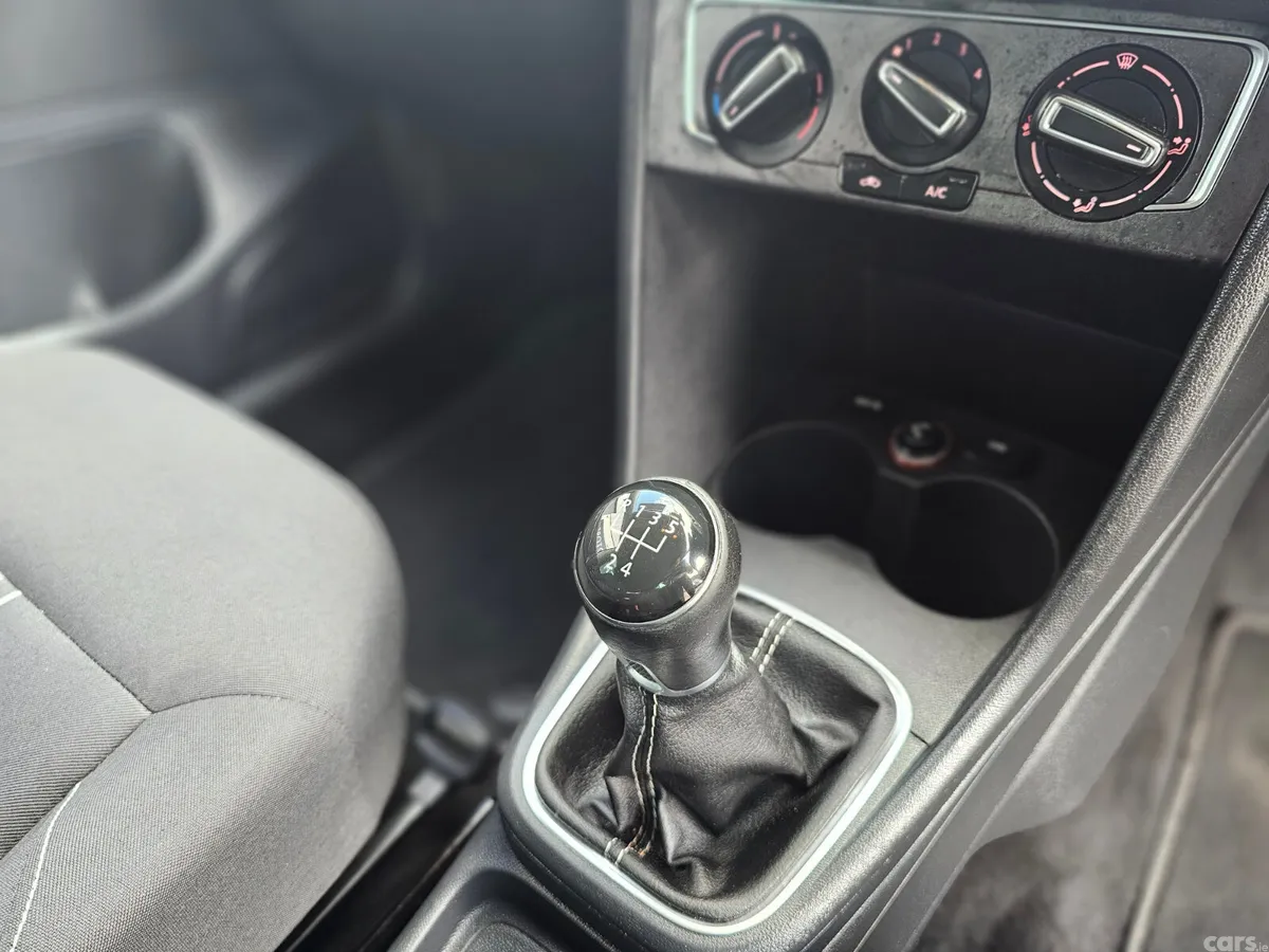 Volkswagen Polo Hatchback, Diesel, 2016, Silver