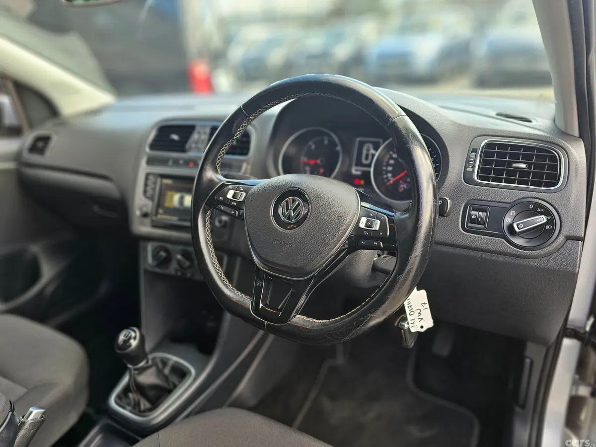 Volkswagen Polo Hatchback, Diesel, 2016, Silver