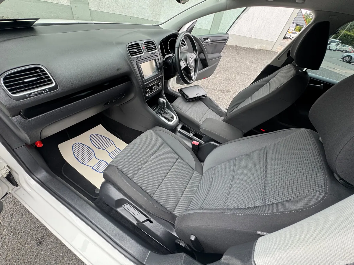 Volkswagen Golf Hatchback, Petrol, 2012, White