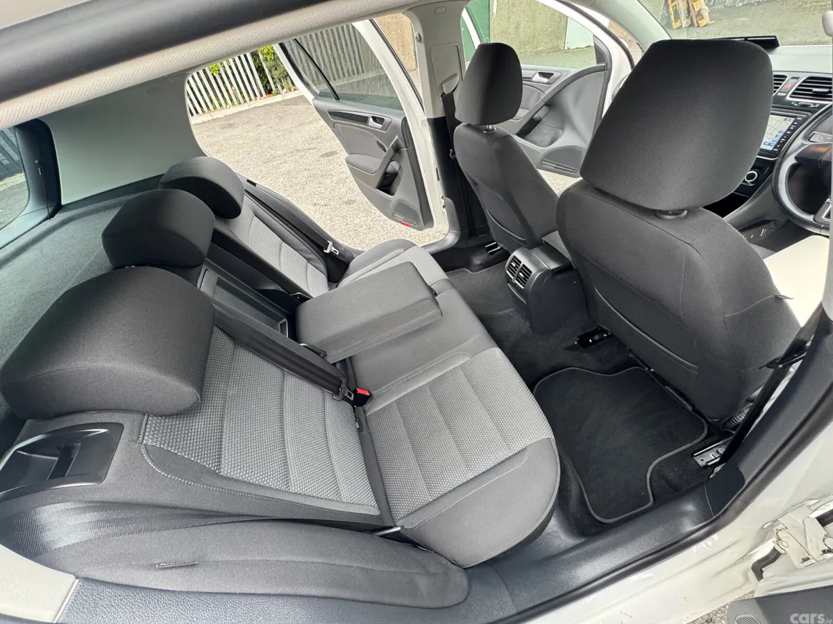 Volkswagen Golf Hatchback, Petrol, 2012, White