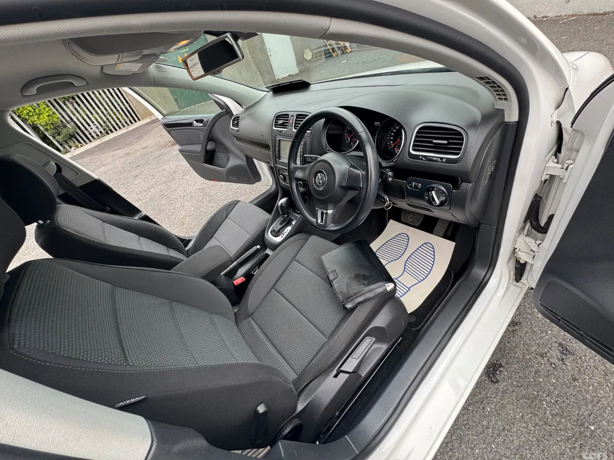 Volkswagen Golf Hatchback, Petrol, 2012, White