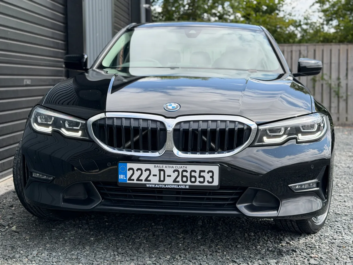 BMW 3-Series Saloon, Petrol Hybrid, 2022, Black