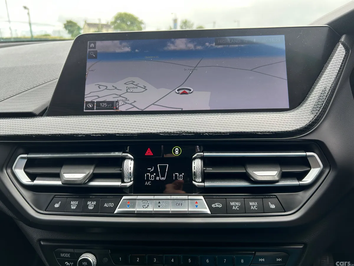 BMW 1-Series Hatchback, Diesel, 2020, Blue