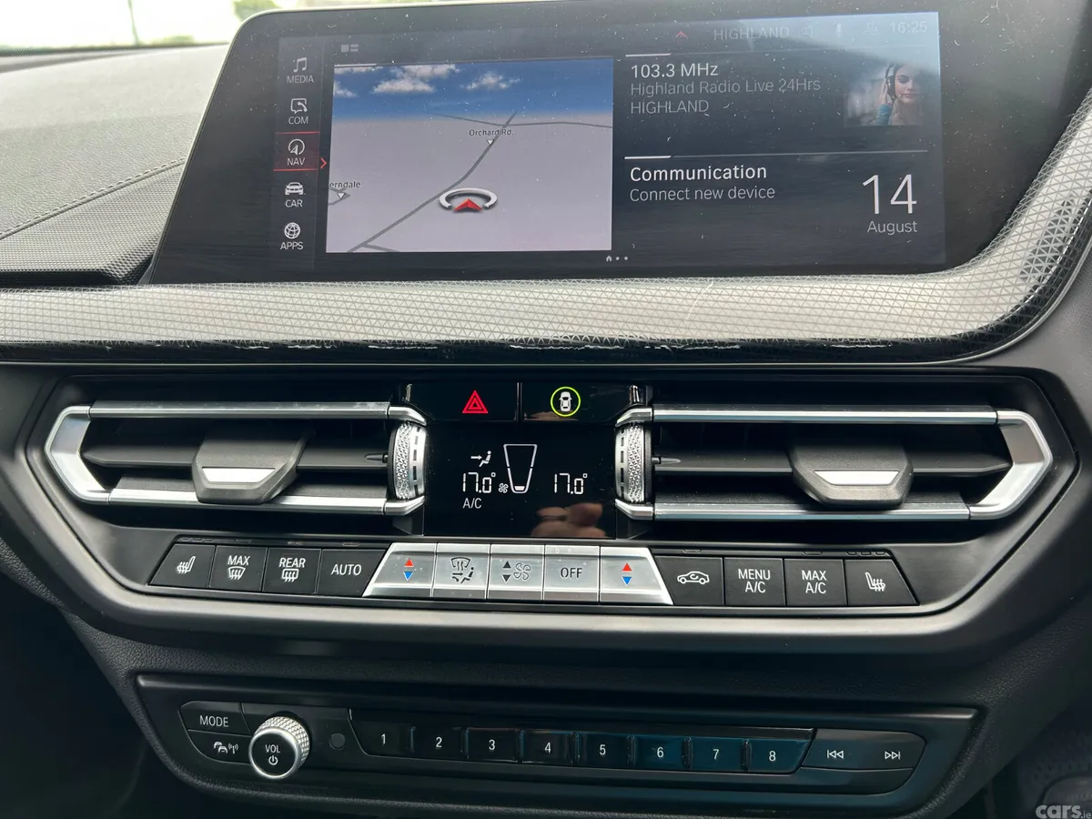 BMW 1-Series Hatchback, Diesel, 2020, Blue