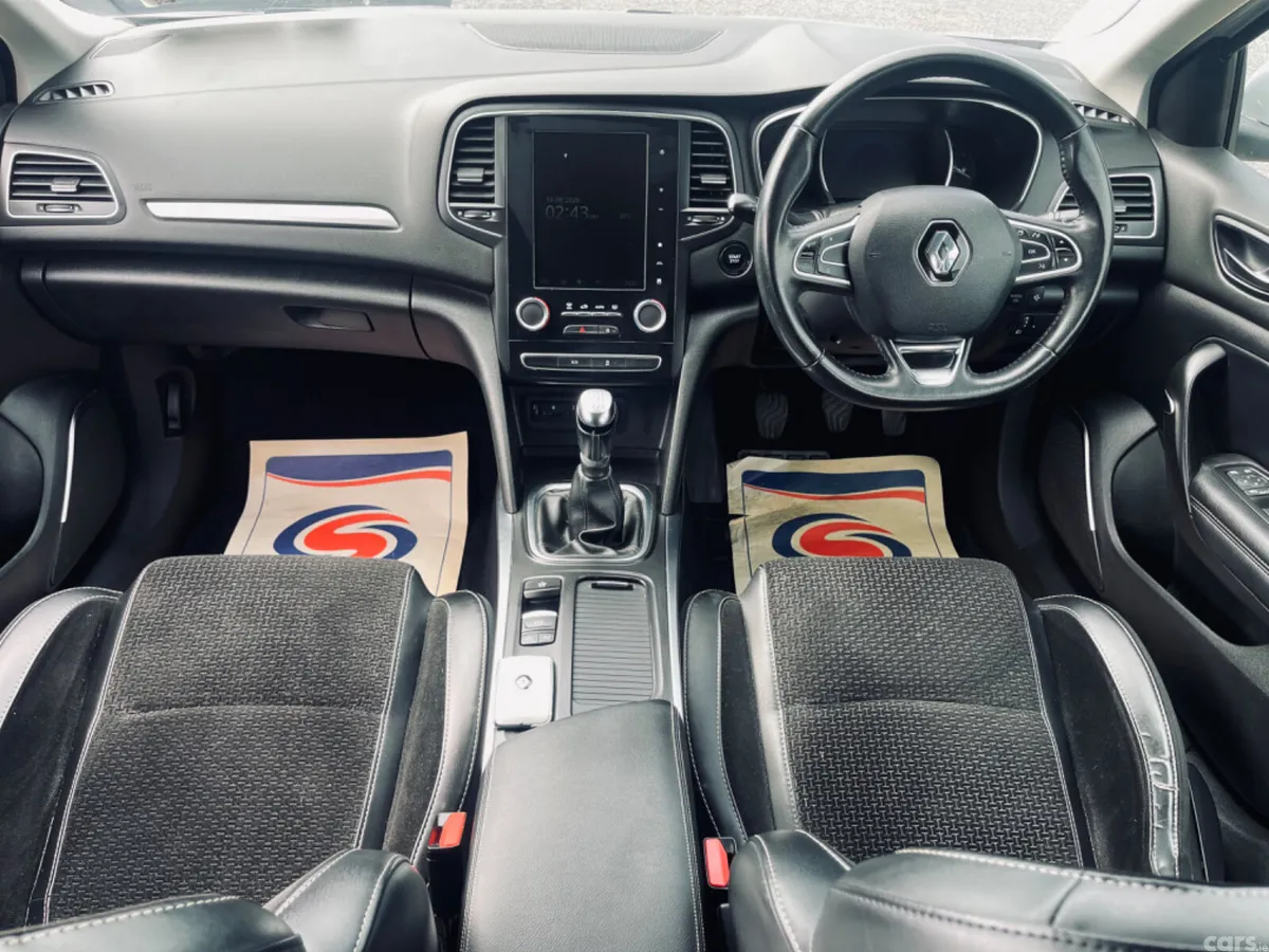 Renault Megane Hatchback, Diesel, 2017, Grey
