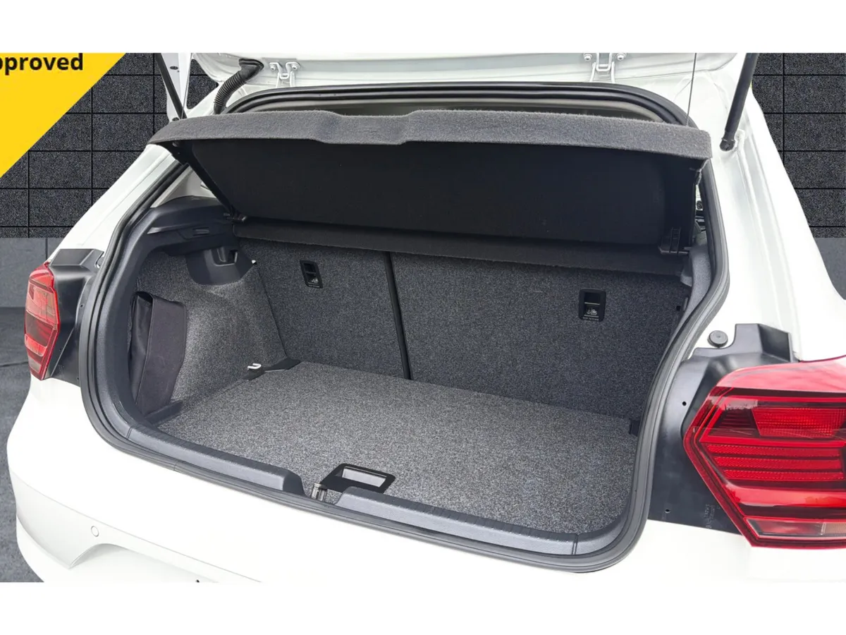 Volkswagen Polo Hatchback, Petrol, 2020, White