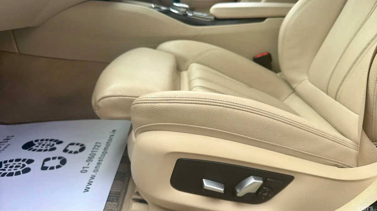 BMW 5-Series Estate, Diesel, 2017, Blue