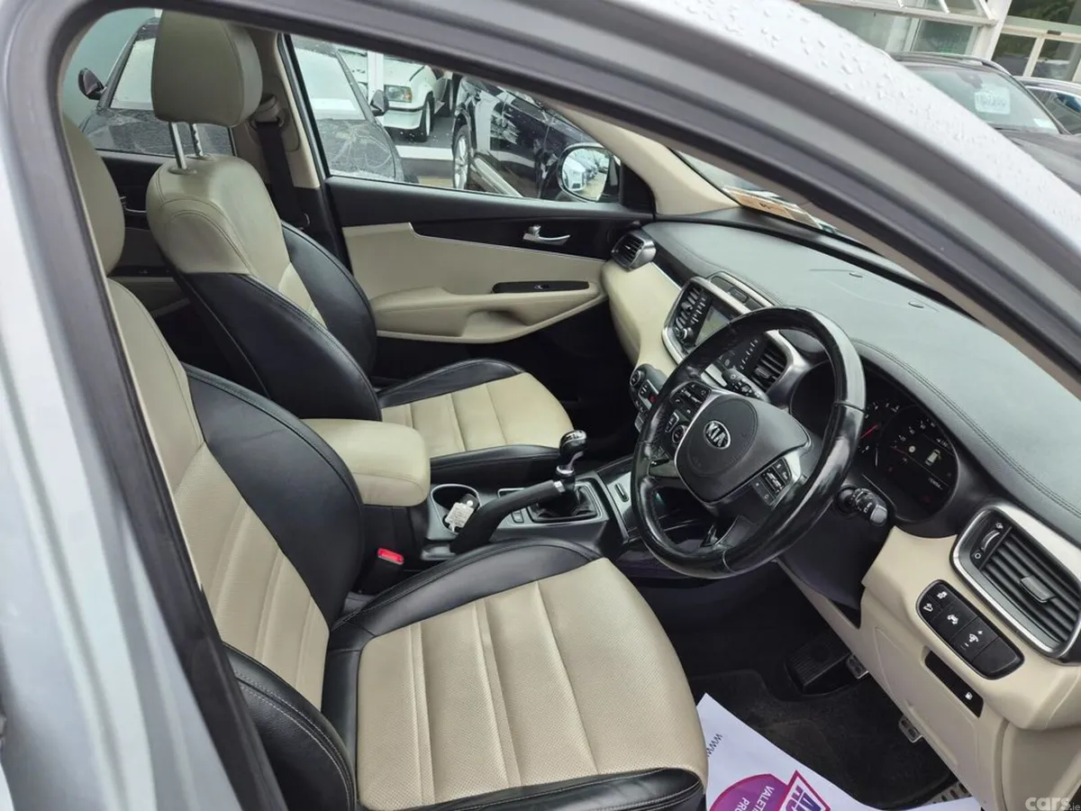 Kia Sorento Estate, Diesel, 2020, Grey