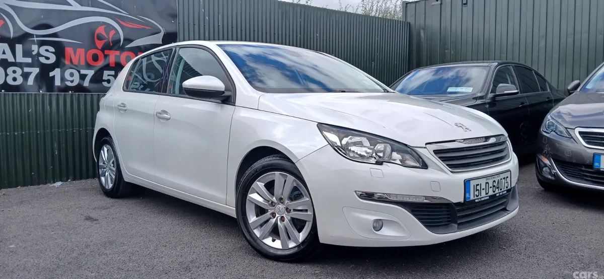 Peugeot 308 Hatchback, Petrol, 2015, White