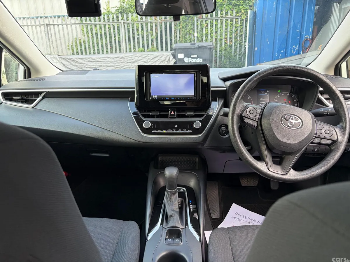 Toyota Corolla Saloon, Petrol Hybrid, 2023, White