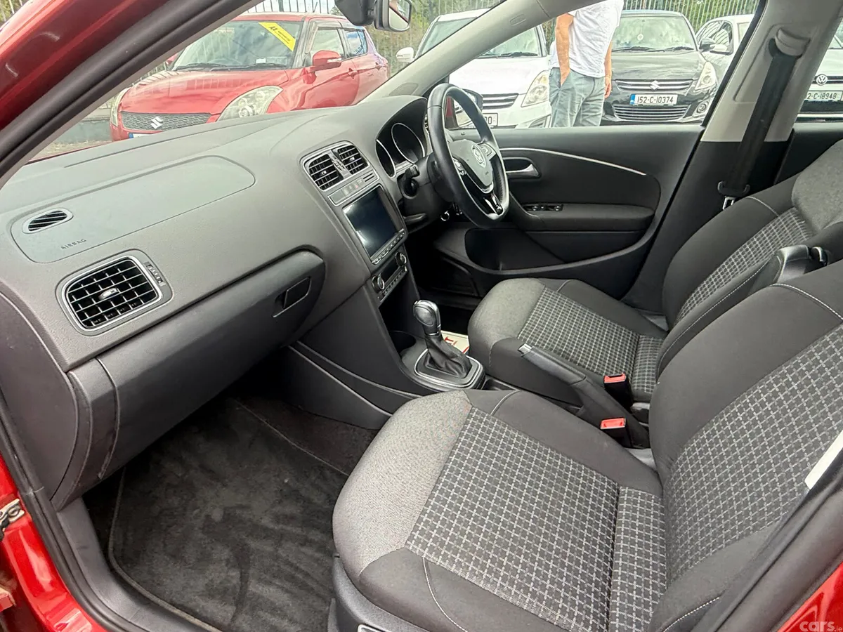 Volkswagen Polo Hatchback, Petrol, 2015, Red