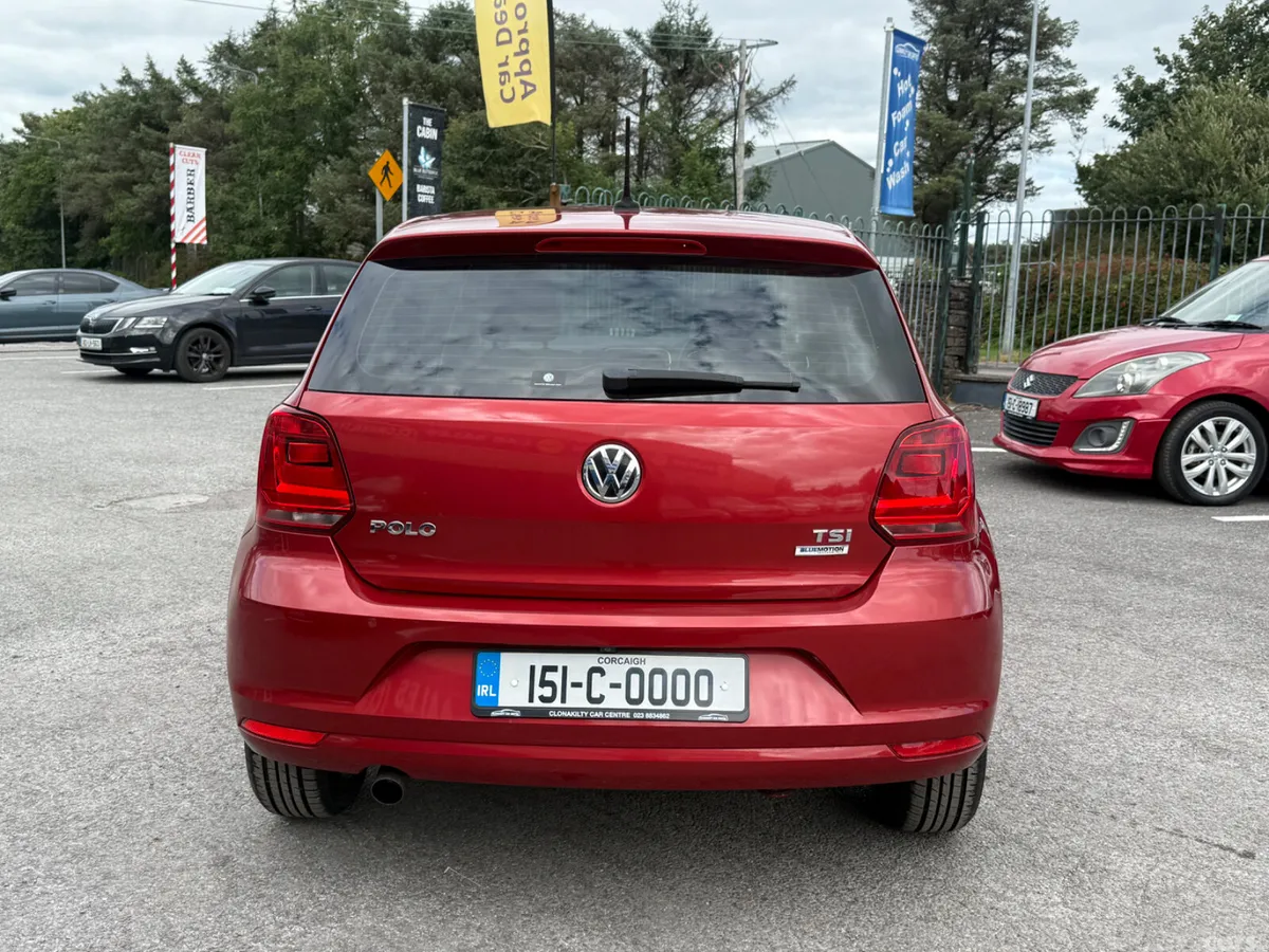 Volkswagen Polo Hatchback, Petrol, 2015, Red